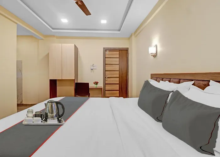 Hotel O Sudama Residency